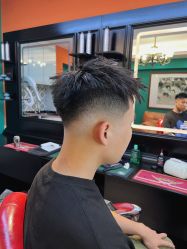 -鸿運 BARBER SHOP男士理发馆