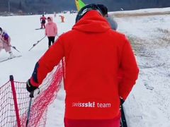 -济南卧虎山滑雪场