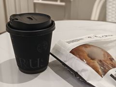 -HOT CRUSH趁热集合·现烤面包(环球港店)