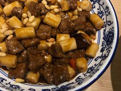 松子牛肉炒年糕-兔爸私家小厨(新北万达店)