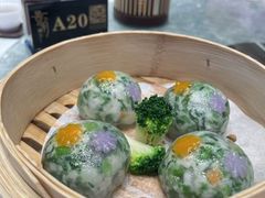 -景月阁空中食府(希尔顿酒店)