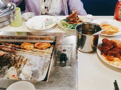 -爱客得牛排海鲜烤肉·火锅自助(春熙路黑金好店)