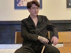 -星巴克臻选(威海威高广场店)