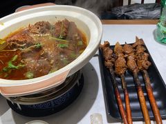 -丁里羊肉小镇(天鹅湖总店)