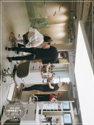 -变画·发型STUDIO