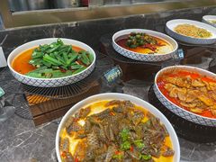 -金马门国际美食百汇(珞喻路店)