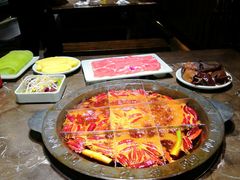 -红九格老火锅(三峡广场店)