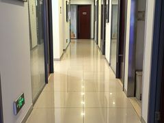 -瑞尔齿科(颐堤港诊所)