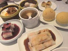 虾仁肠粉-东方早茶 海鲜•青岛菜(国信体育中心店)