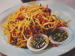 -明记烧鱼美味店