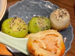 招牌大虾生煎-鑫震源·苏式大虾生煎(山塘街店)