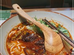-百春原湖南牛肉粉(百联世纪店)