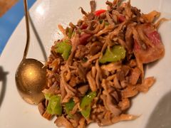 小炒白参腊肉-一坐一忘云南菜(嘉里中心店)