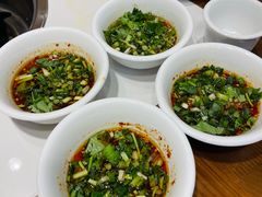 -乡土特色.冷锅鱼.牦牛肉汤锅