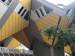-立体方块屋