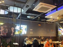 -老街烧烤大排档·地道湖北菜·龙虾馆(汉口火车站店)