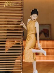 -艾米丽婚纱礼服