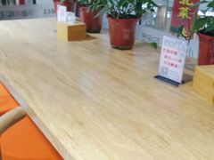 -极有家小鱼小鸡石锅煲(佳兆业店)