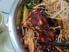 -周良天山牛杂城(天山路总店)