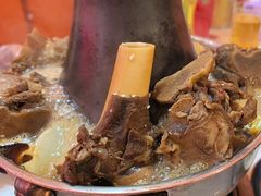-海盗船. 龙虾烧烤. 酒馆