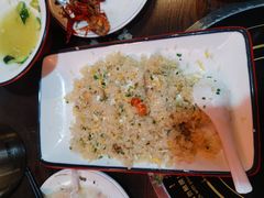 -虾弄弄海派小龙虾·牛羊蝎子火锅