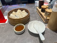 -莱莱小笼·乔艾