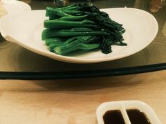 广东蚝油菜心-江滨壹号艺文空间复合餐厅(闽江大道店)