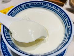 -香港百合居(LCM置汇旭辉广场店)