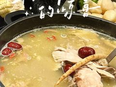 -汤宴·参须肚包鸡(南京路店)