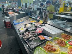 -海鮮寿司とれとれ市場