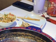 -何师傅美蛙鱼头(汉街店)