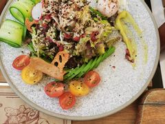 牛油果藜麦日式沙律-Mark&Mars Restaurant