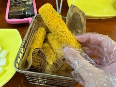 -BHC炸鸡(明洞总店)