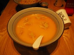 金汤黄鱼馄饨-蟹黄鱼·深夜面馆(巨鹿路店)