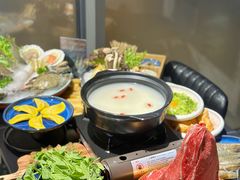 -牛牛和牛海鲜粥底火锅(长虹国际城店)