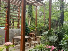 -谷咖啡·鲜花绿植花园餐厅