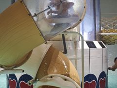 -涨巢·潮玩水疗局