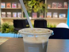 -M Stand(BFC外滩金融中心店)