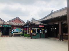-慈城服务区-停车场