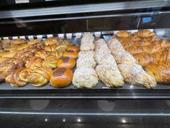 -白玉兰食品(中山公园龙之梦店)