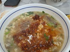 牛肉泡馍-子午路张记肉夹馍(兵马俑店)