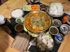 -顶顶汤火牛排火锅·经典铜锅涮肉