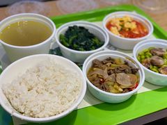 -老乡鸡(南京首创立方店)