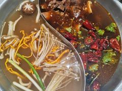 -喜悦小串丹东小黄牛海鲜烧烤大排档(民主广场店)