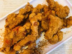 -爆炸头阿姨小四川正宗川味小吃(无任何分店)