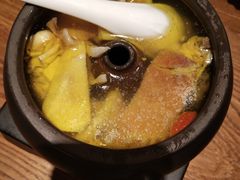 -云海肴·汽锅鸡·云南菜(天山百盛优客店)