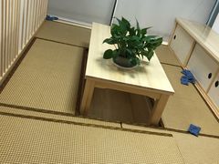 -上海星瀚奔驰4S店(红柳路店)