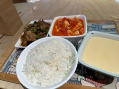 -老乡鸡(上海白玉兰广场店)