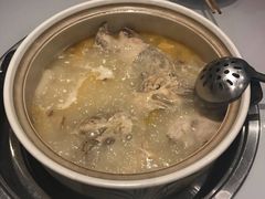 酸萝卜老鸭锅-gleeglee乐溢亦茶(合生汇店)