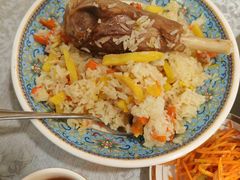 -汗腾格里·风味餐厅(新疆驻京办店)
